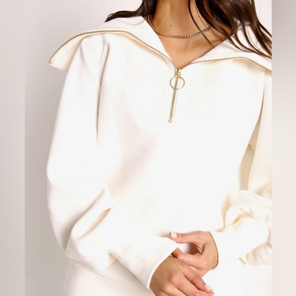 Varley Cream Zip-Up Jacket